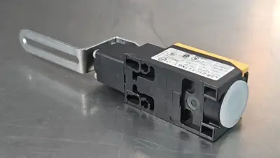 Eaton LSR-S11-1-I-TKG Safety Door Gate Switch (BIN3.4.5)