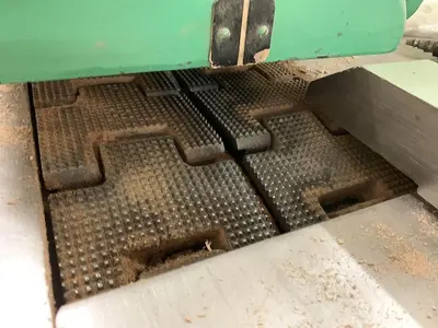 USED EKSTROM-CARLSON "E" STRAIGHT-LINE RIPSAW