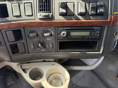 Used 2009 VOLVO VNL Conventional trucks Indiana US | Miedema Asset Management Group #1414615