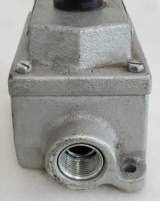 NEW CROUSE HINDS EFSC21524