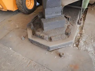 USED BÊCHÉ FORGING HAMMER 2040 KGM