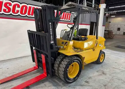 USED 1997 MITSUBISHI FG35