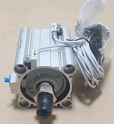 NEW SMC CDQ2B63-50DMZ-F7BAL