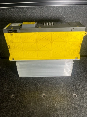 USED FANUC A06B-6096-H106