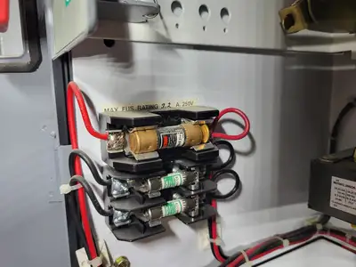 USED SQUARE D MODEL 6