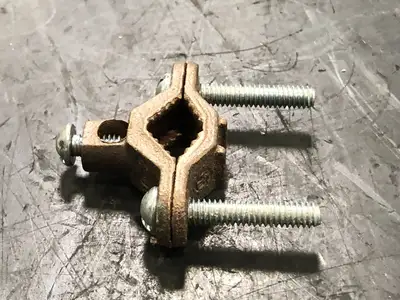 1/2" - 1" Bare Ground Clamp