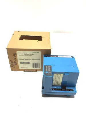 Honeywell RM7890A10015 Burner Control 2000VA Max