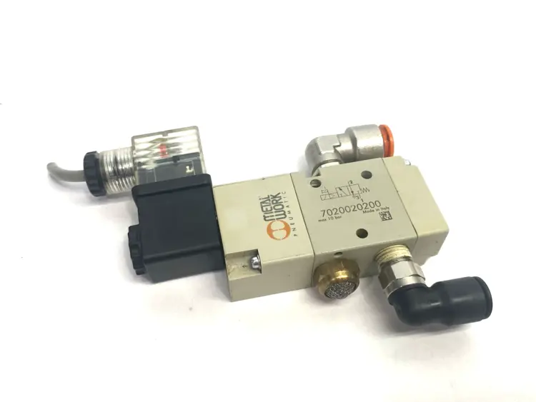 Used Metal Work Pneumatic Pneumatic Solenoid Valve 3/2 NC Mech. Spring Reset 1/4BSP Solenoid Valves Michigan US | Maverick Industrial Sales #1393387