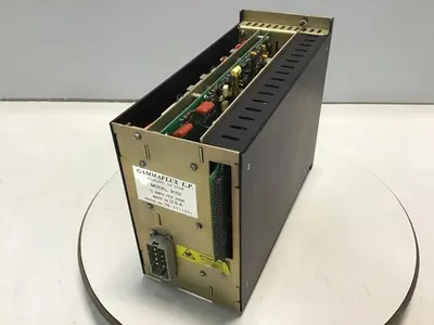 USED HUSKY 9152