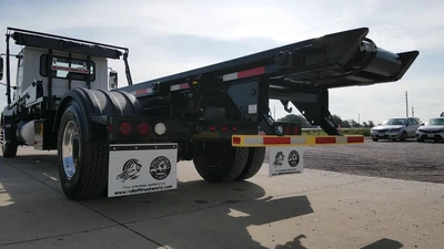 New | in-Stock 2025 MACK MD6 Rolloff Trucks Texas US | Roll Off Truck World #1491867