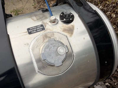 Used DTNA 60 GALLON FUEL TANK WITH STRAPS.  CAME OF WESTERN STAR Automotive Equipment Michigan US | Miedema Asset Management Group #1357575