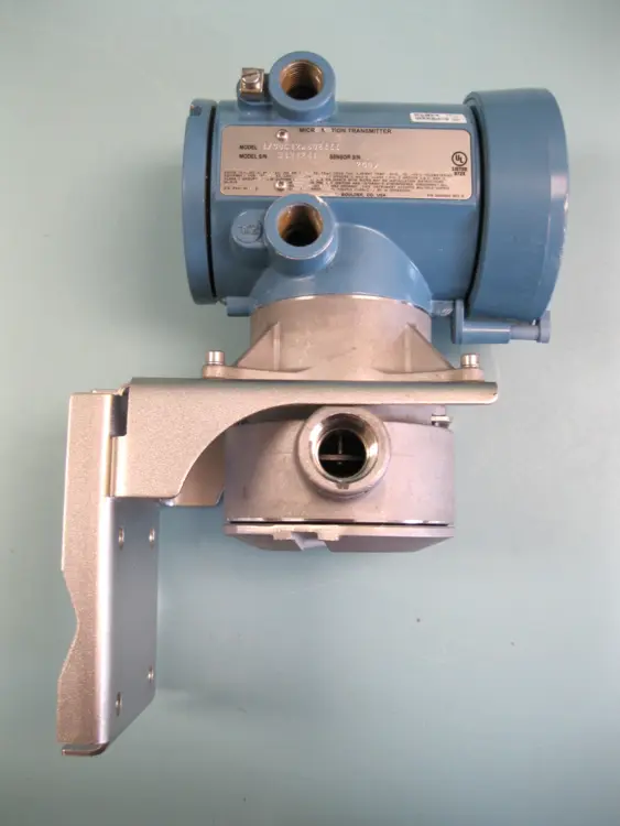Used Micro Motion 1700 C12 AB UEZZZ Sensors New Hampshire US | Bitter End Trading #1126824