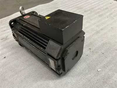 USED BOSCH SE-B5.320.020-04.000 BRUSHLESS SERVOMOTOR
