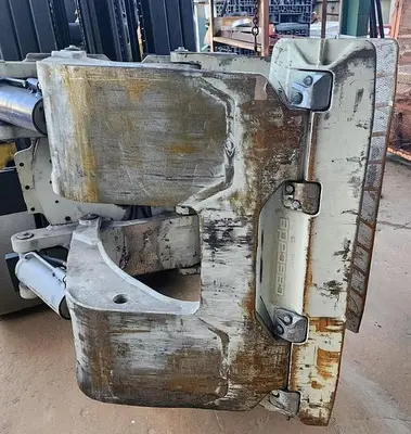 USED 2001 CASCADE 60G-RCP-116