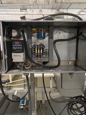 USED 2010 METTLER TOLEDO SL2000