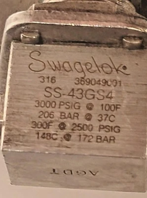 Burkert 6014-C-5/64-FKM-BR General Purpose 1/4" Valve 1/4"  145 PSI 24V Swagelok