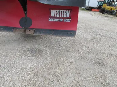 Used 2018 CHEVROLET SILVERADO 2500 Pickup Trucks Manitoba CA | Conquest Truck & Auto Sales #1421350