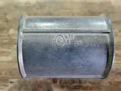 NEW ULINE EE