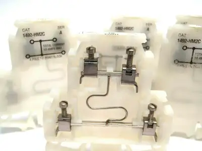 USED ALLEN-BRADLEY 4-POLE TIE POINT TERMINAL BLOCKS SER A 10A