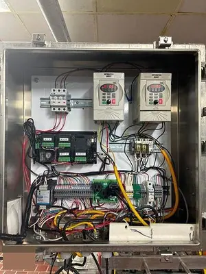 USED HAABTEC DAIRY STYLE GALLON CASE PACKER