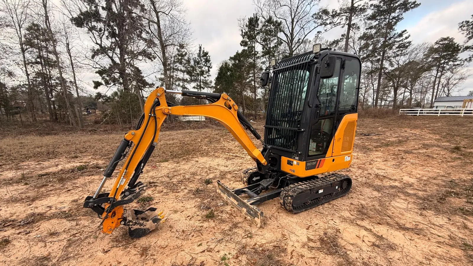 USED 2022 LiuGong 9018F