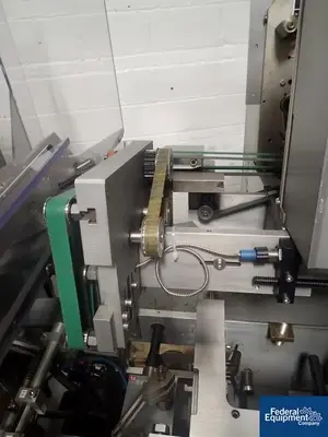 USED Uhlmann Uhlmann Cartoner, Model C130