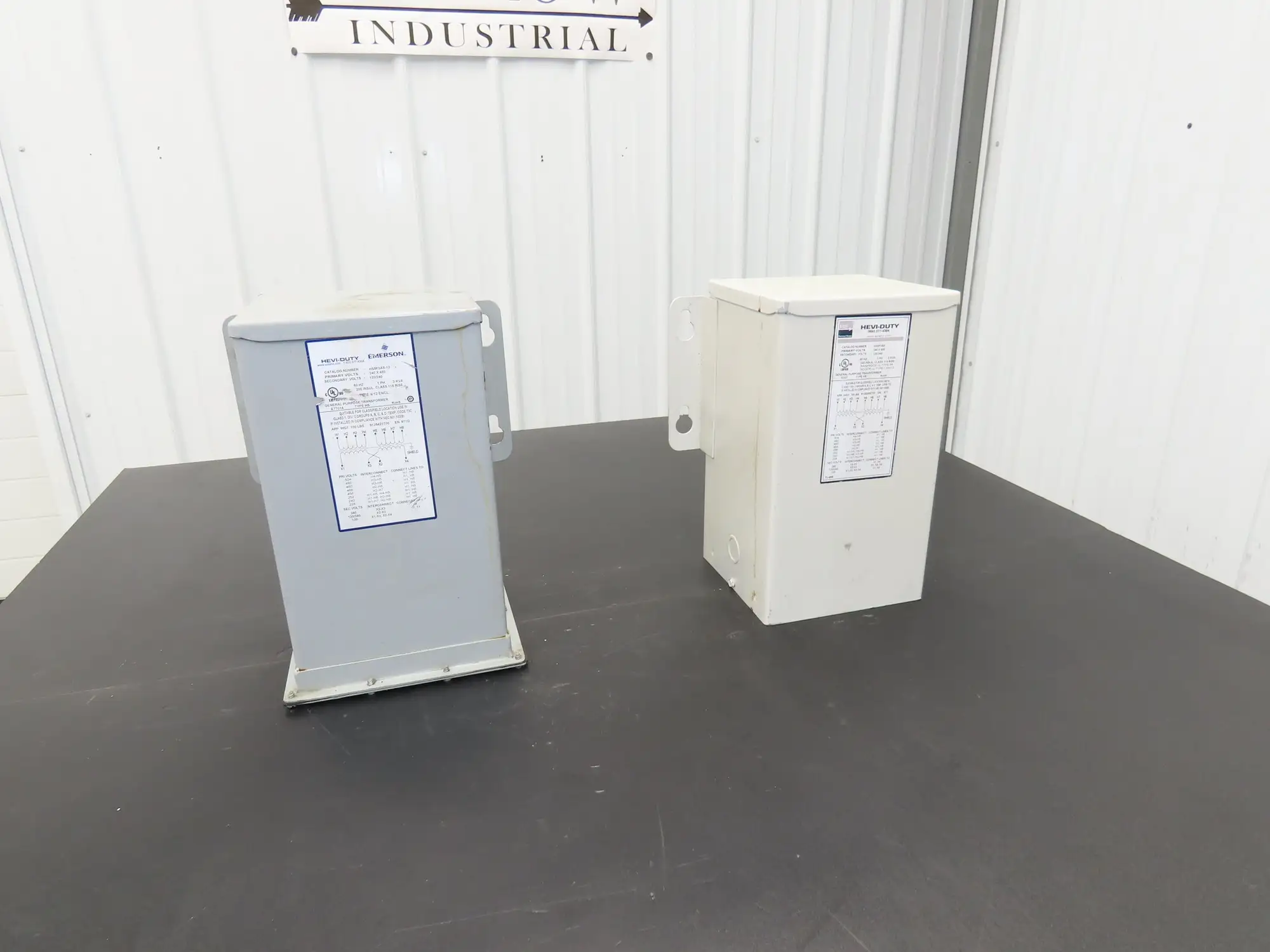 Hevi-Duty HS5F3AS Stepdown Transformer 3kva 1PH HV 240/480 LV 120/240 Lot of 2