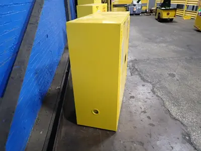 Justrite 30 Gal Flammable Liquid Storage Cabinet