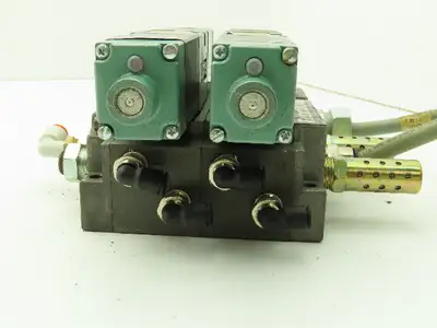 Numatics  082SS415M046P61 2-Station Flexiblock Manifold 24VDC Solenoid Valves