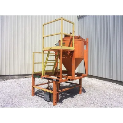 Used 40 Cubic Foot Vertical Auger Mixer Blender