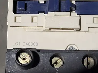 NEW TELEMECANIQUE LC1D40008F7