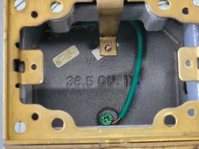 USED HUBBELL 6275