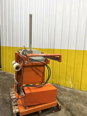 20" X 20" X 28" ORWAK  MODEL #5031-E HYDRAULIC VERTICAL COMPACTOR / BALER: STOCK #16758