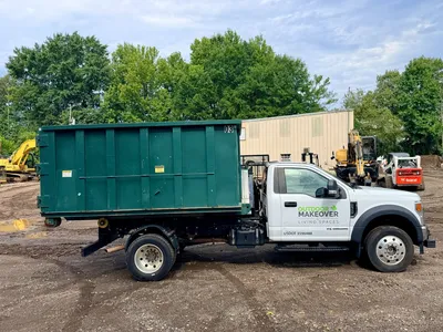 2022 FORD F-600 SD XLT Hooklifts & Roll-Offs | Simonson Equipment (6)