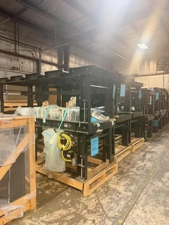 New | in-Stock HYDMECH GROUP TYPE 2 - 10 FOOT POWERED IN/OUT FEED CONVEYOR SECTIONS Material Handling (misc) Arkansas US | SMF MACHINE TOOLS #408582