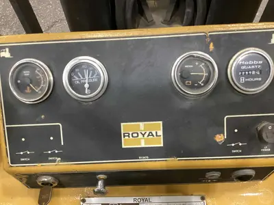 Used 1995 ROYAL T400 Liquid Propane Forklifts Illinois US | Forklift Exchange #1274660