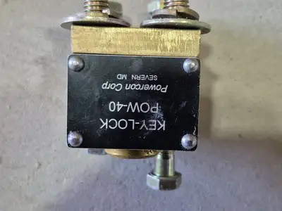 Double Fused Interrupter Switch 5 kV, 4160 Volts & Conduit Cabinet