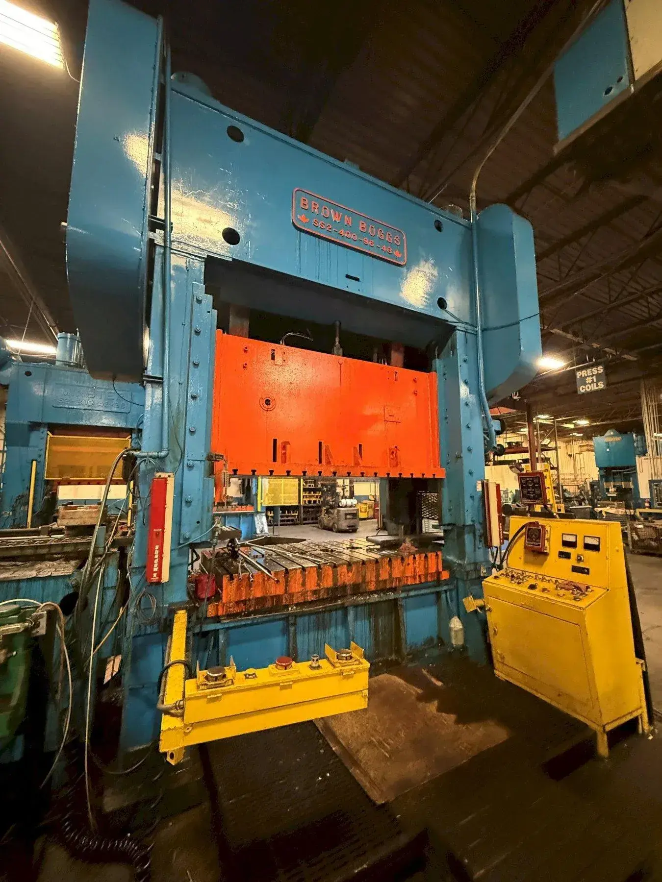 400-ton Brown & Boggs Straight Side Mechanical Press