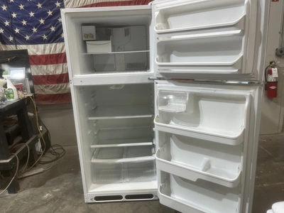 Used FRIGIDAIRE FREEZER ON TOP Refrigerators Michigan US | Miedema Asset Management Group #1313568