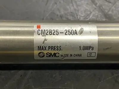 USED SMC CM2B25-250A