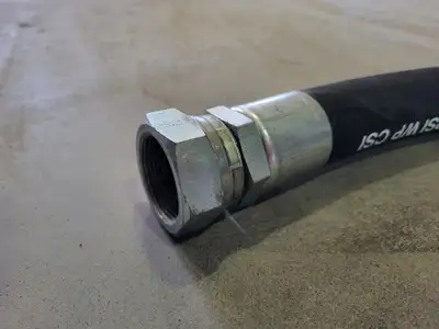 1-1/4" SAE 100R4 Suction Hose 31" Length