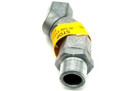 NEW DOVER 45-5060 HOSE CONNECTOR 3/4" NPT SWIVEL 455060