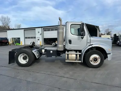 Used 2010 FREIGHTLINER M2112 Cab Chassis trucks Washington US | Puget Sound Truck Sales #1546541