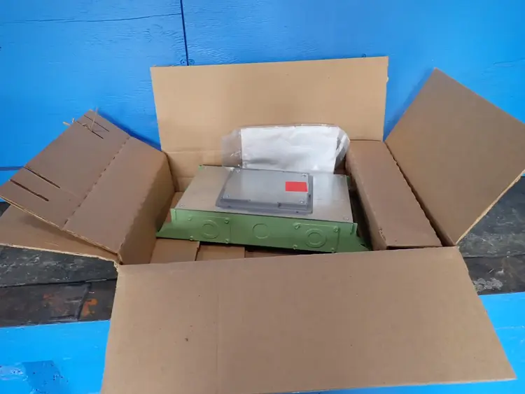 Used LEGRAND _UNKNOWN_ Electrical Boxes Ohio US | HGR 24 #1288692