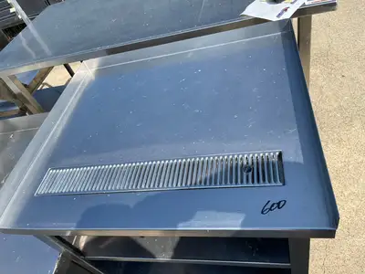 Used Falcon Restaurant Supply Used 34" Stainless Steel Drink Station with Drain and Shelves - SS198 Underbar Equipment Illinois US | Falcon Restaurant Supply #1376018