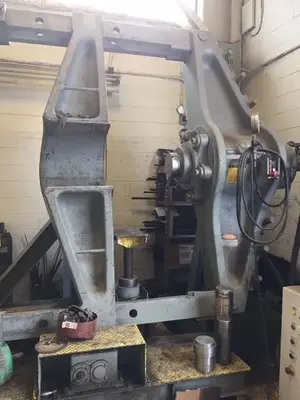 400 TON RODGERS MODEL #1F400 HYDRAULIC INCLINED FRAME HORIZONTAL WHEEL PRESS