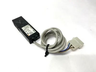 USED SMC VACUUM SWITCH 12-24VDC MISSING O-RING
