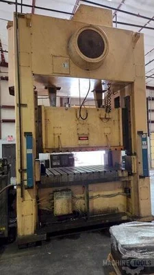 USED 1995 CLEARING NIAGARA SE2-300-84-48UH