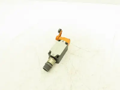 Siemens 3SE2 120-1GW Limit Switch Top Arm Roller & Spring Return