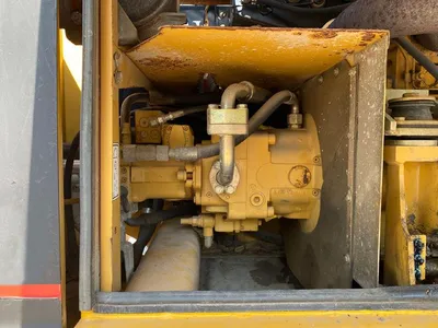 2005 Caterpillar M316C